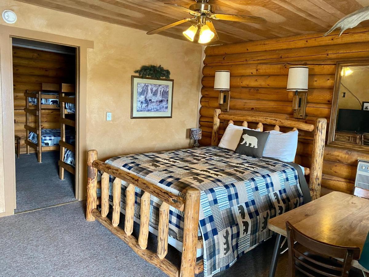 Green Creek Inn And Rv Park Wapiti Luaran gambar