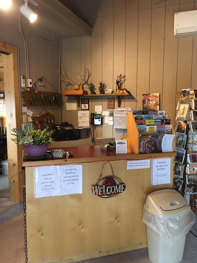 Green Creek Inn And Rv Park Wapiti Luaran gambar
