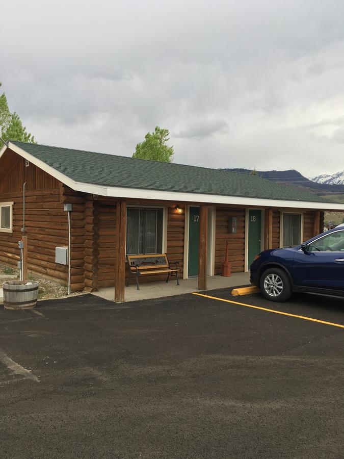 Green Creek Inn And Rv Park Wapiti Luaran gambar
