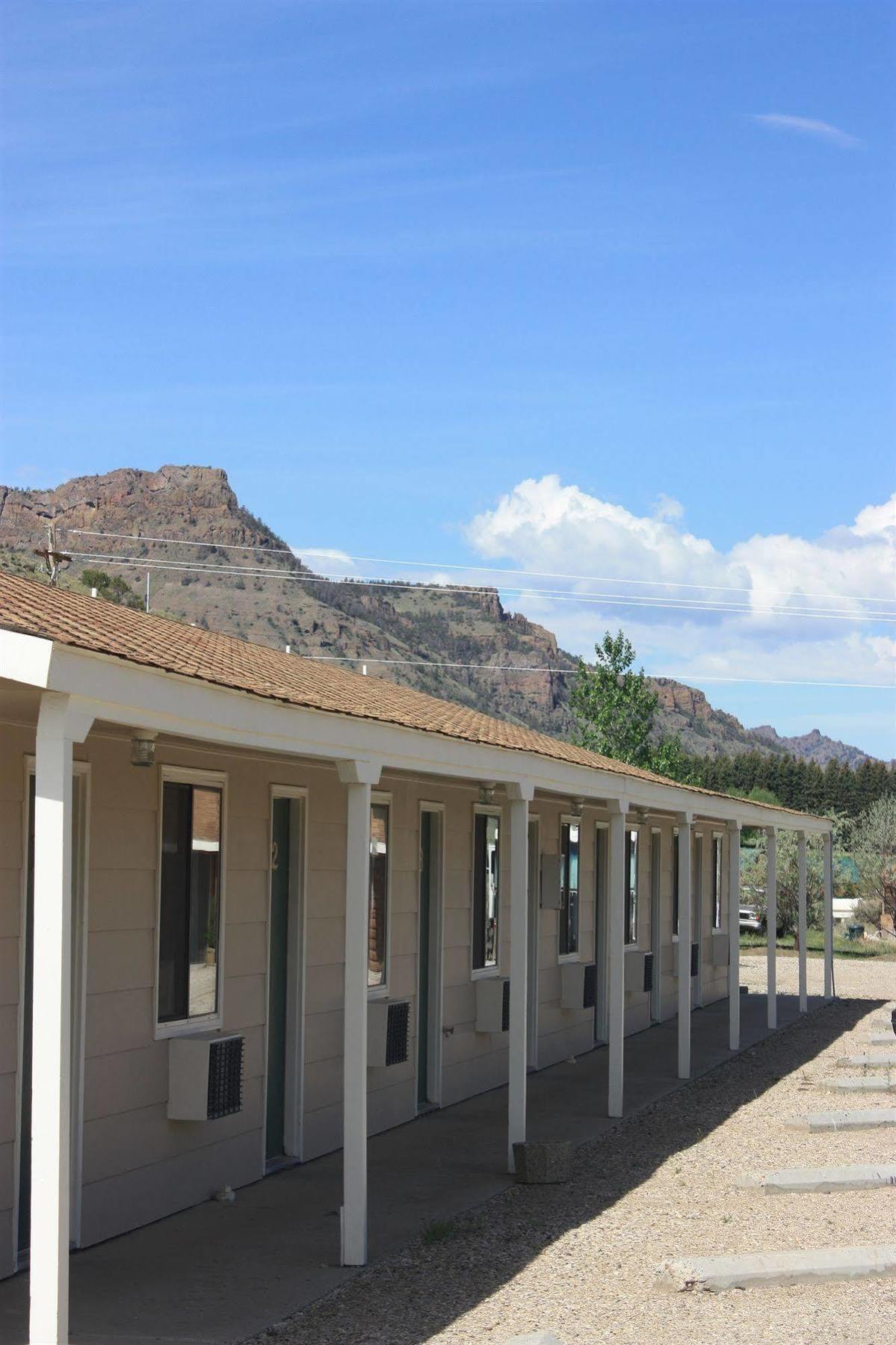 Green Creek Inn And Rv Park Wapiti Luaran gambar