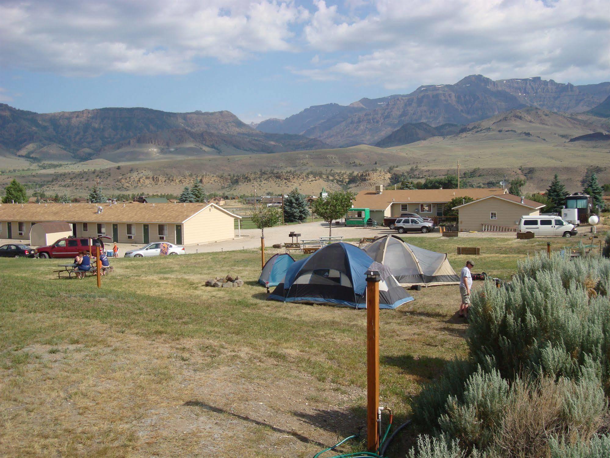 Green Creek Inn And Rv Park Wapiti Luaran gambar