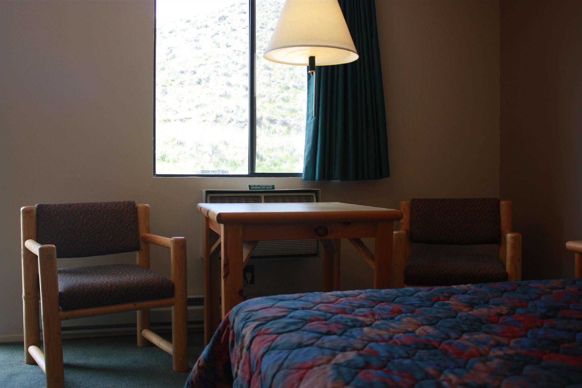 Green Creek Inn And Rv Park Wapiti Luaran gambar